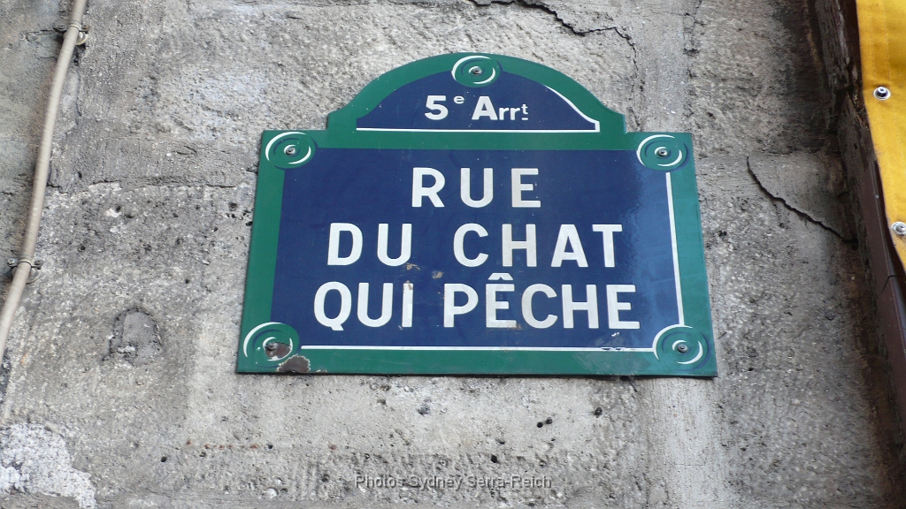Paris  La rue du Chat Qui Peche 1.JPG - Paris, la rue du Chat Qui Pêche. 23 octobre 2013